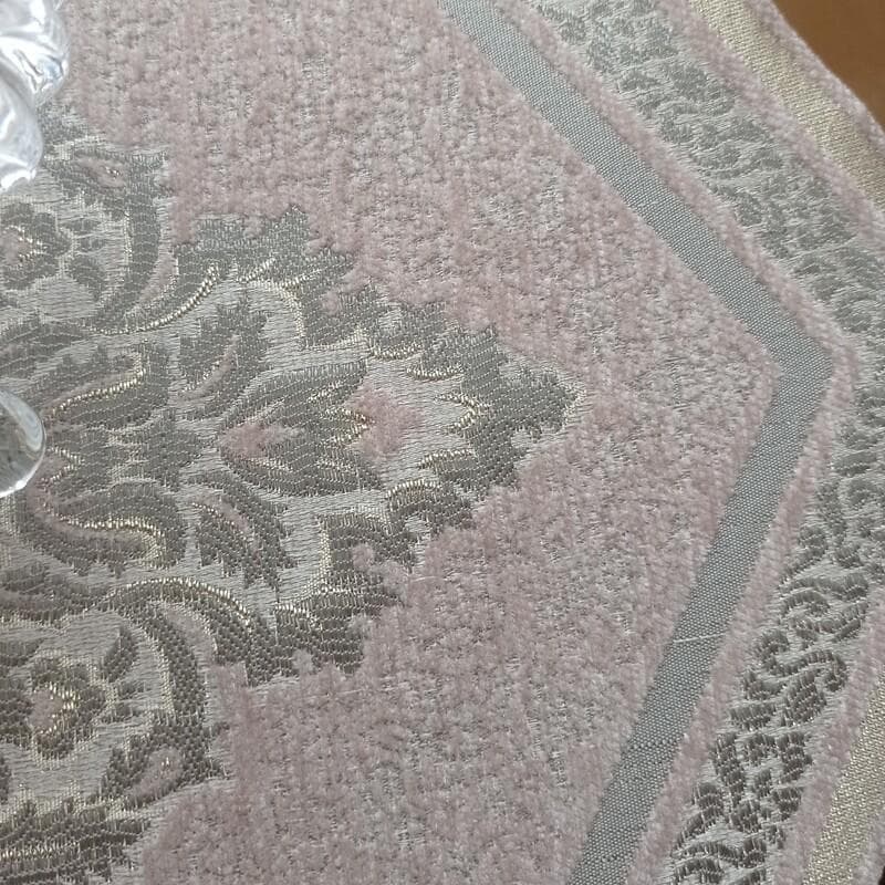 رومیزی عسلی تک مخمل شاین جدید مدل پرواز سایز 35در 50 — تصویر ۳
