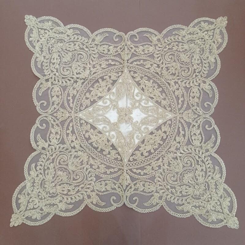 رومیزی دانتل مخمل مربع ترک سه تکه جدید مدل آنتیک در سه رنگ مختلف — تصویر ۸
