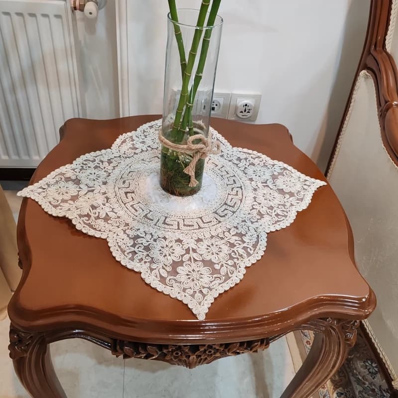 رومیزی عسلی دانتل مخمل مربع و گرد 40 سانتی — تصویر ۶