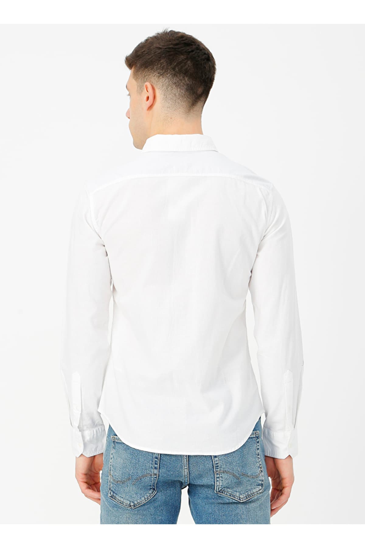 پیراهن لیوایز مردانه پنبه ای سفید راسته Slim Fit/اسلیم فیت Slim/اسلیم فیت Classical/کلاسیک | Levi’s 86625-0002 TR — تصویر ۸