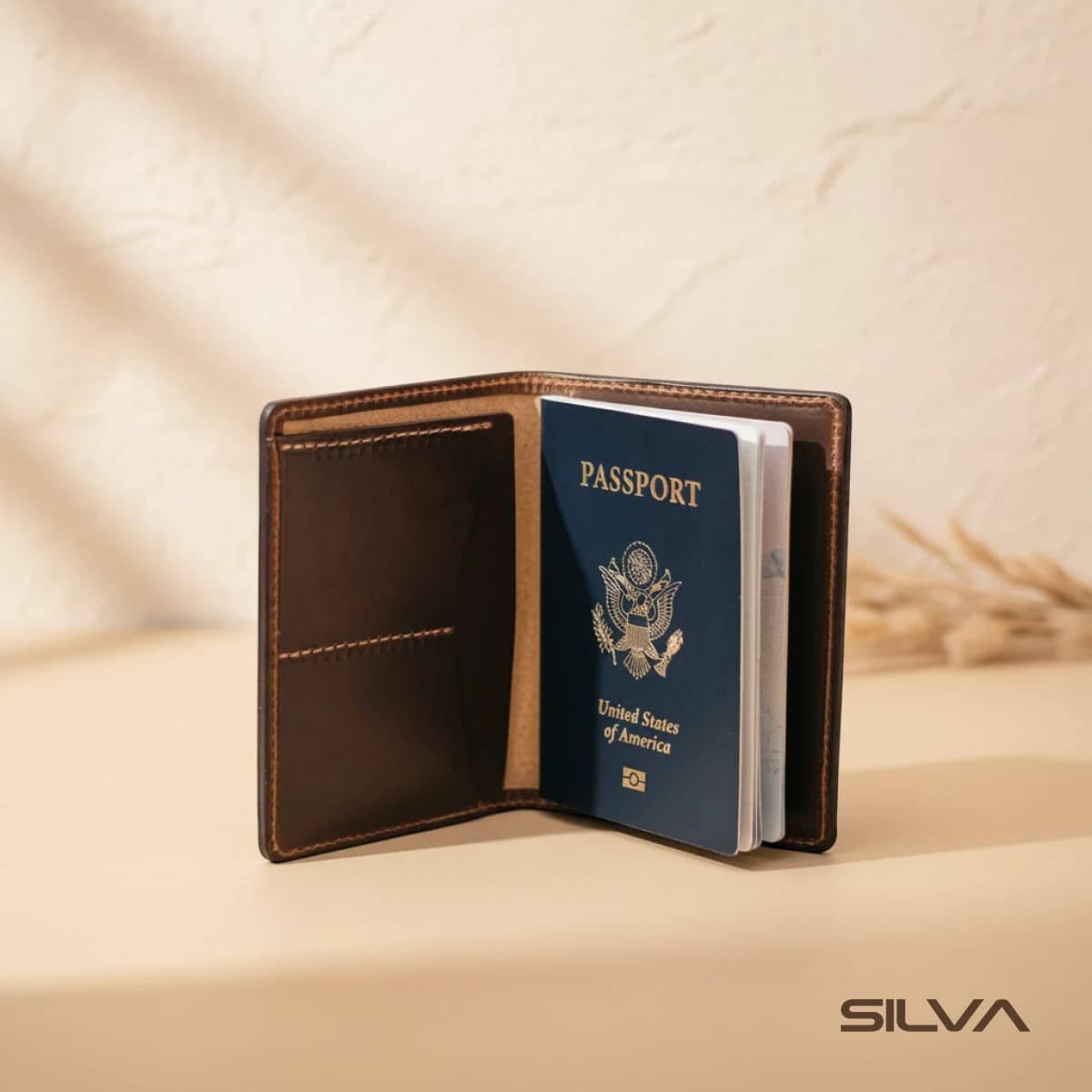 کیف پاسپورت چرم طبیعی مدل Passport Bag 03 | سیلوا چرم