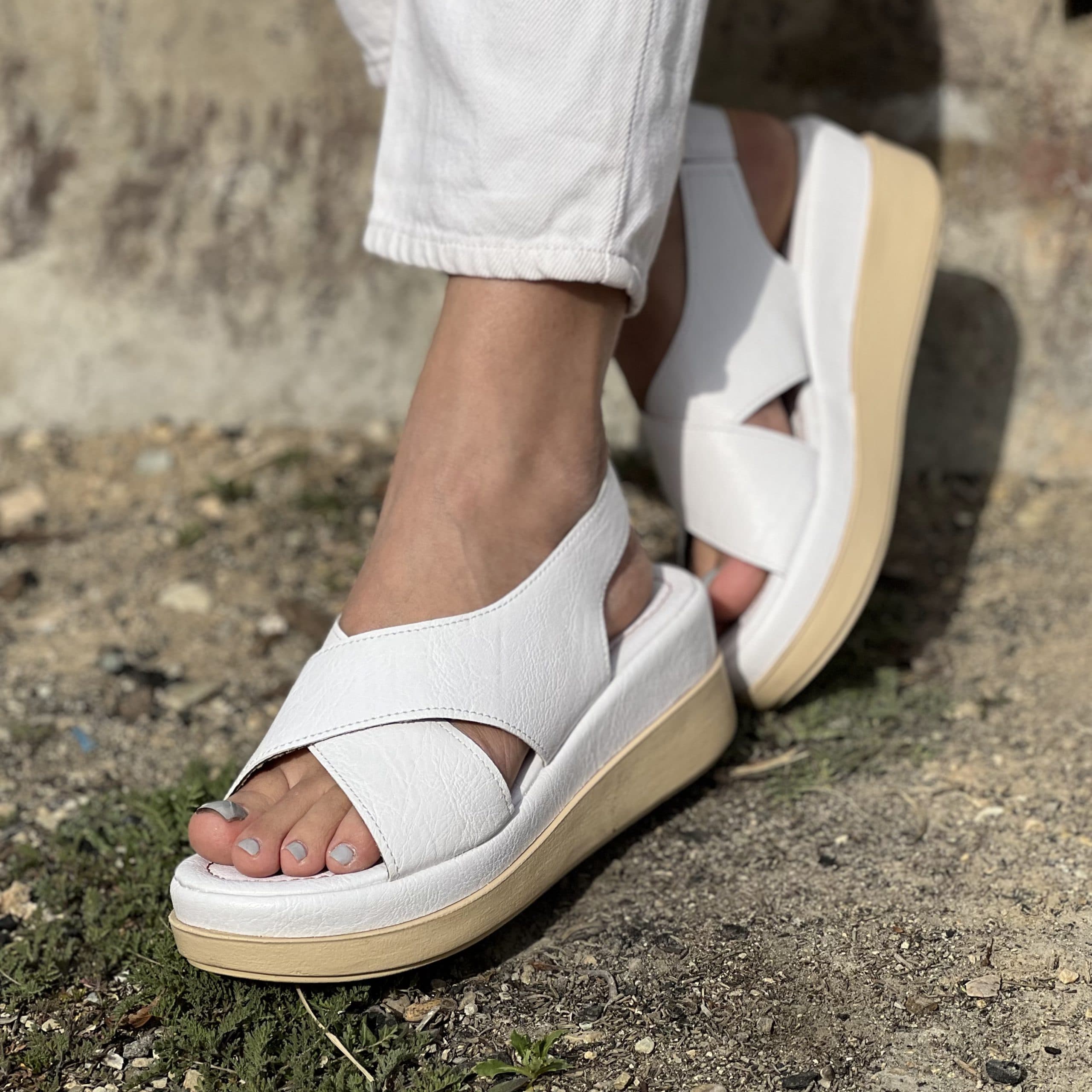 صندل زنانه طبی هما — تصویر ۴