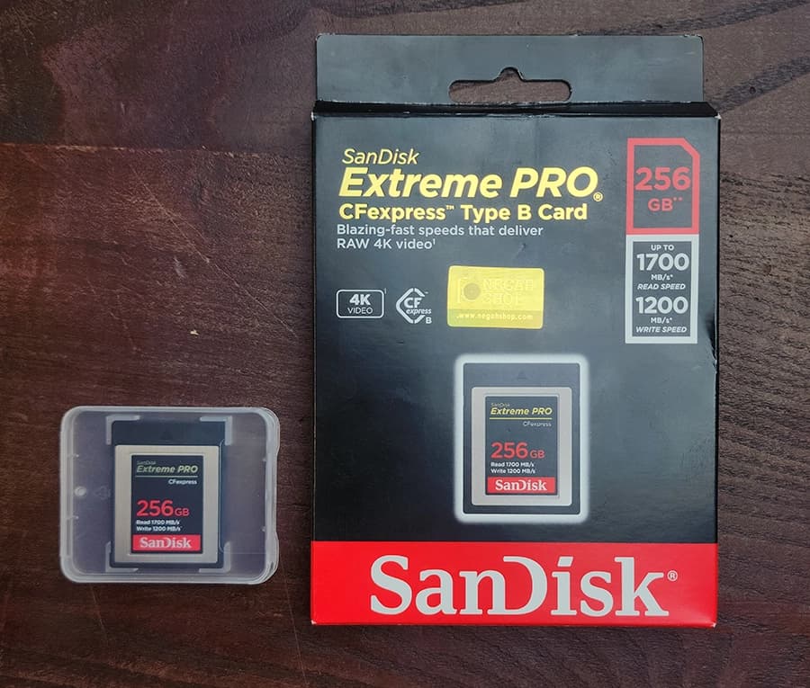 کارت حافظه CF Exoress Type B ظرفیت 256GB برند Sandisk سرعت 1700MB/S دست دوم