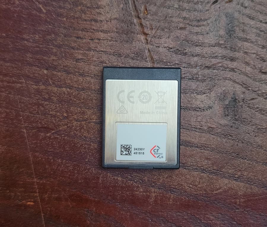 کارت حافظه CF Exoress Type B ظرفیت 256GB برند Sandisk سرعت 1700MB/S دست دوم — تصویر ۴