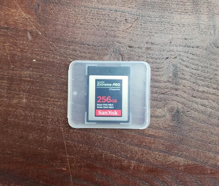 کارت حافظه CF Exoress Type B ظرفیت 256GB برند Sandisk سرعت 1700MB/S دست دوم — تصویر ۳