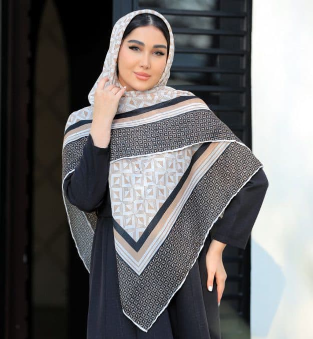 روسری حریر نخ کد ۰۱۵۵