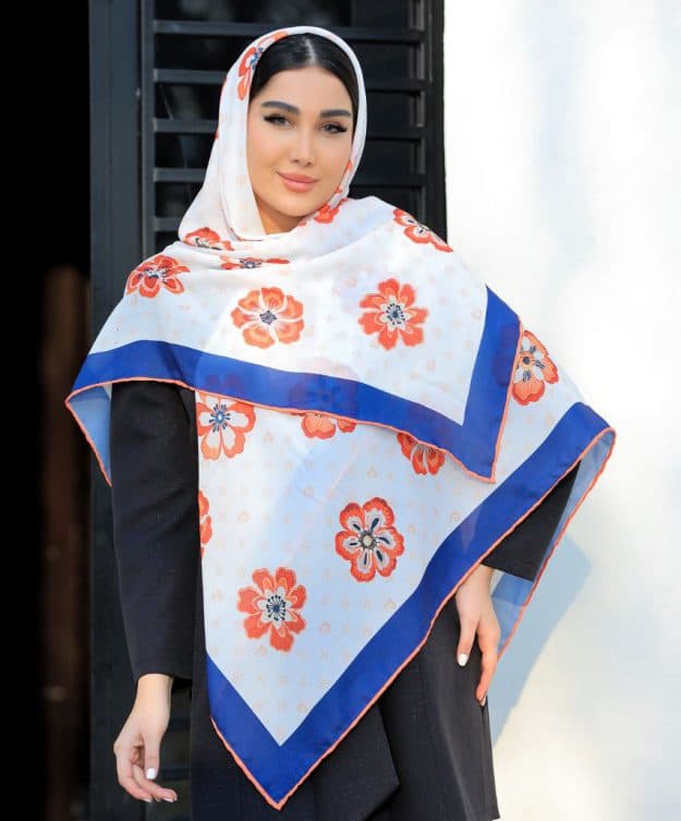 روسری حریر نخ کد ۰۱۵۰