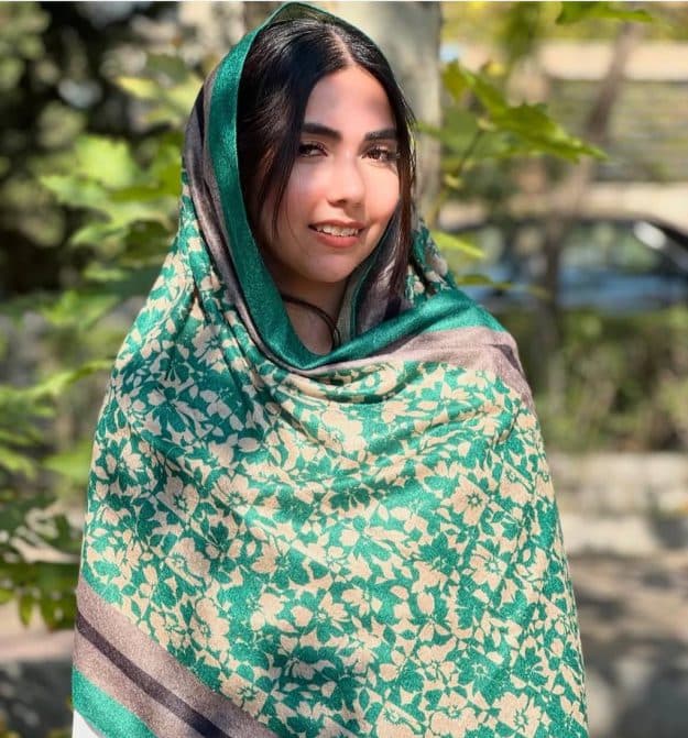 شال مخمل کد ۰۱۴۱