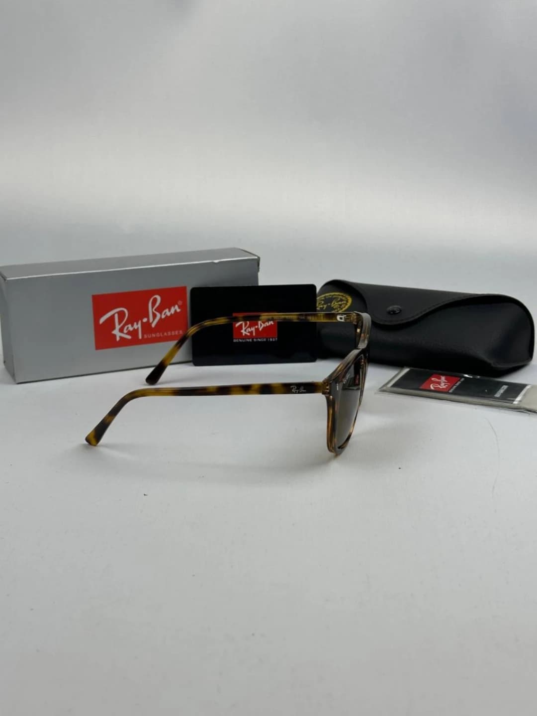 عینک ریبن پلنگی قهوه ایrayban rb-2210 — تصویر ۴