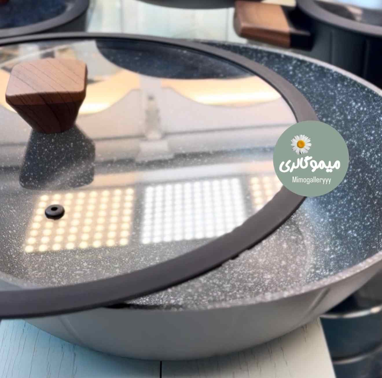 سرویس قابلمه ۱۷ پارچه برند گرای پن مدل دسته طرح چوبی — تصویر ۵