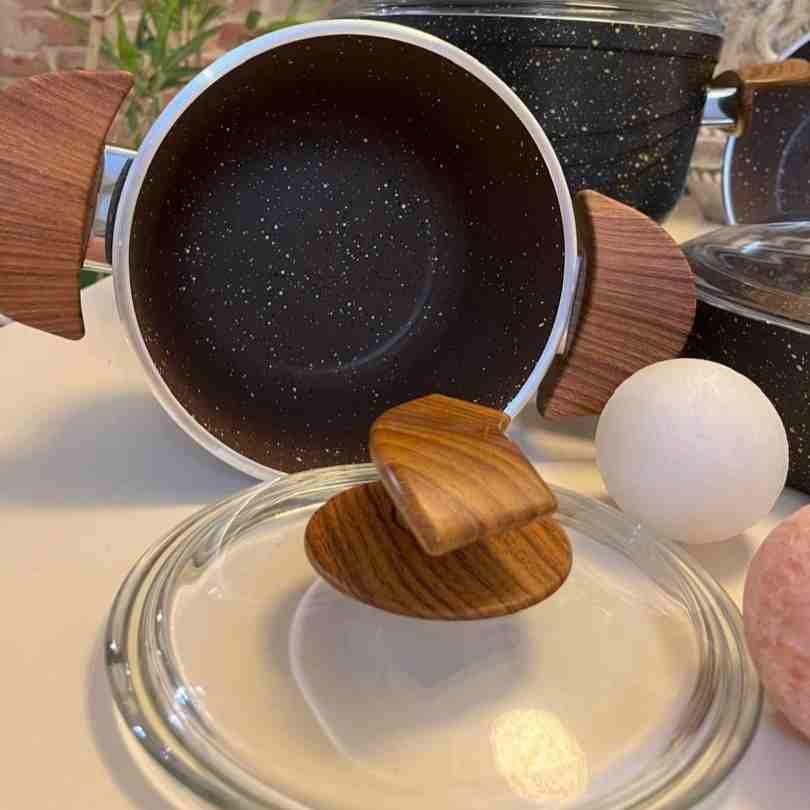قابلمه چدن گرانیتی کاملا نچسب اویز مدل سوینگ در سایزهای مختلف — تصویر ۴