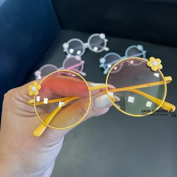 عینک آفتابی دخترانه طرح گل — تصویر ۴