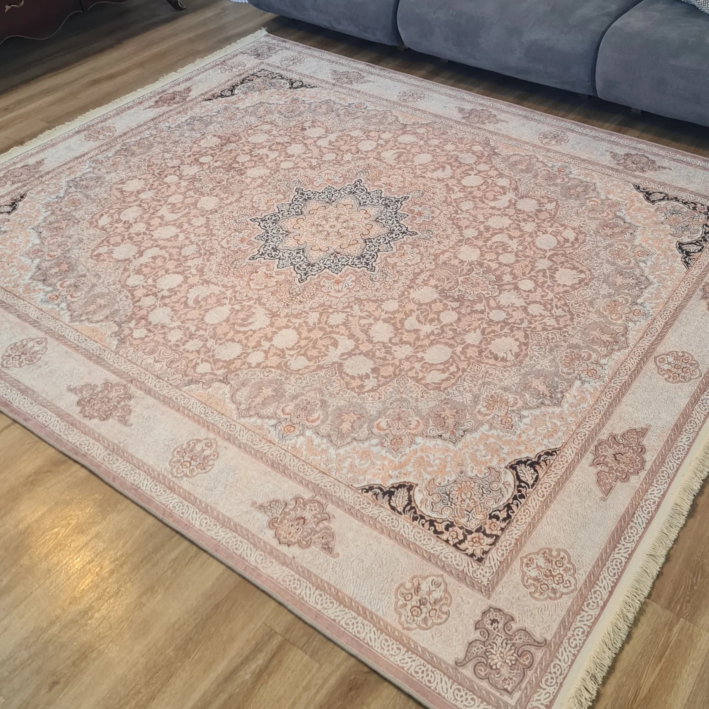 فرشینه مخمل ترک طرح شمسه نسکافه ای کد U5-45 — تصویر ۹