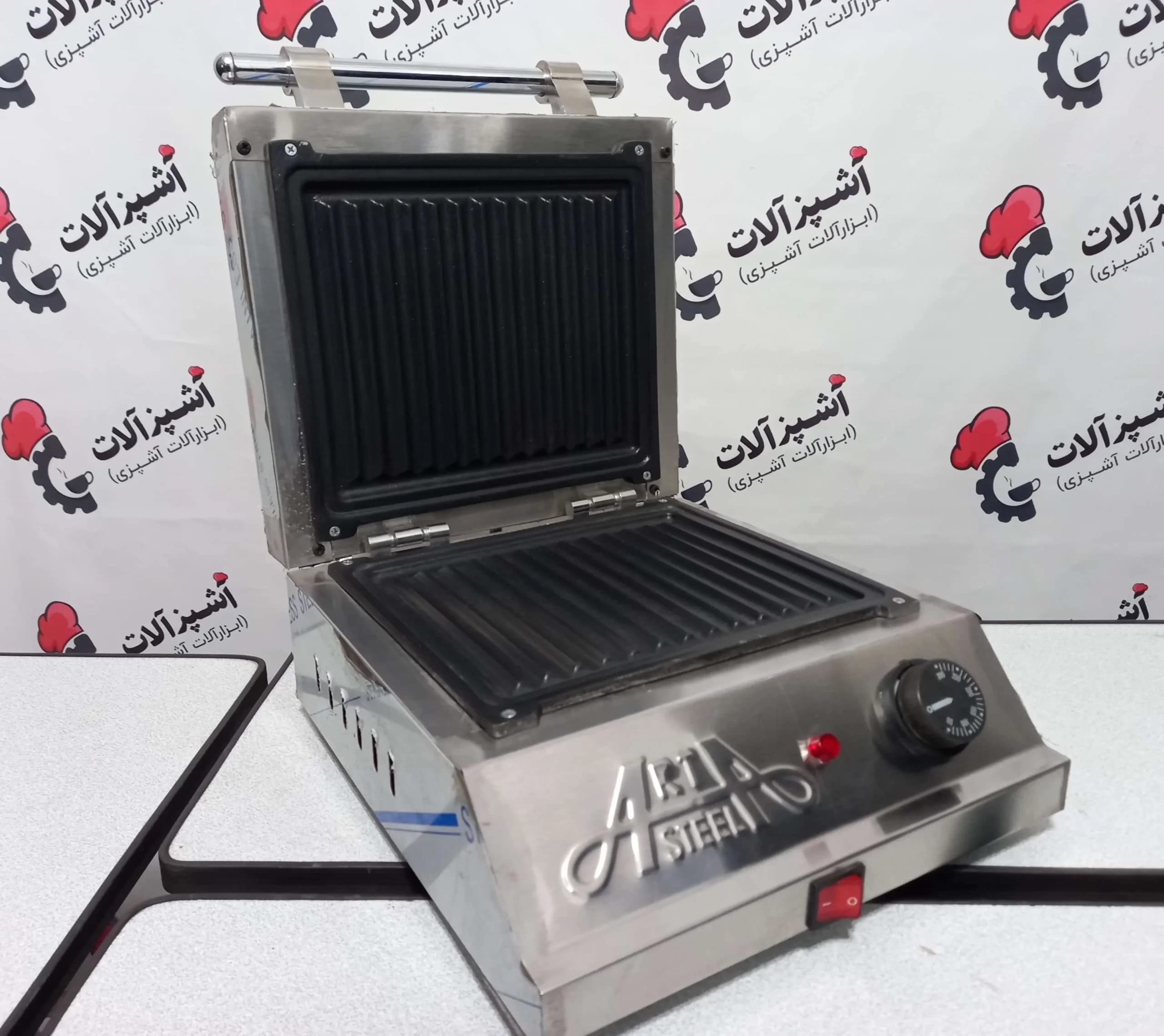 ساندویچ میکر صنعتی کوچک — تصویر ۶