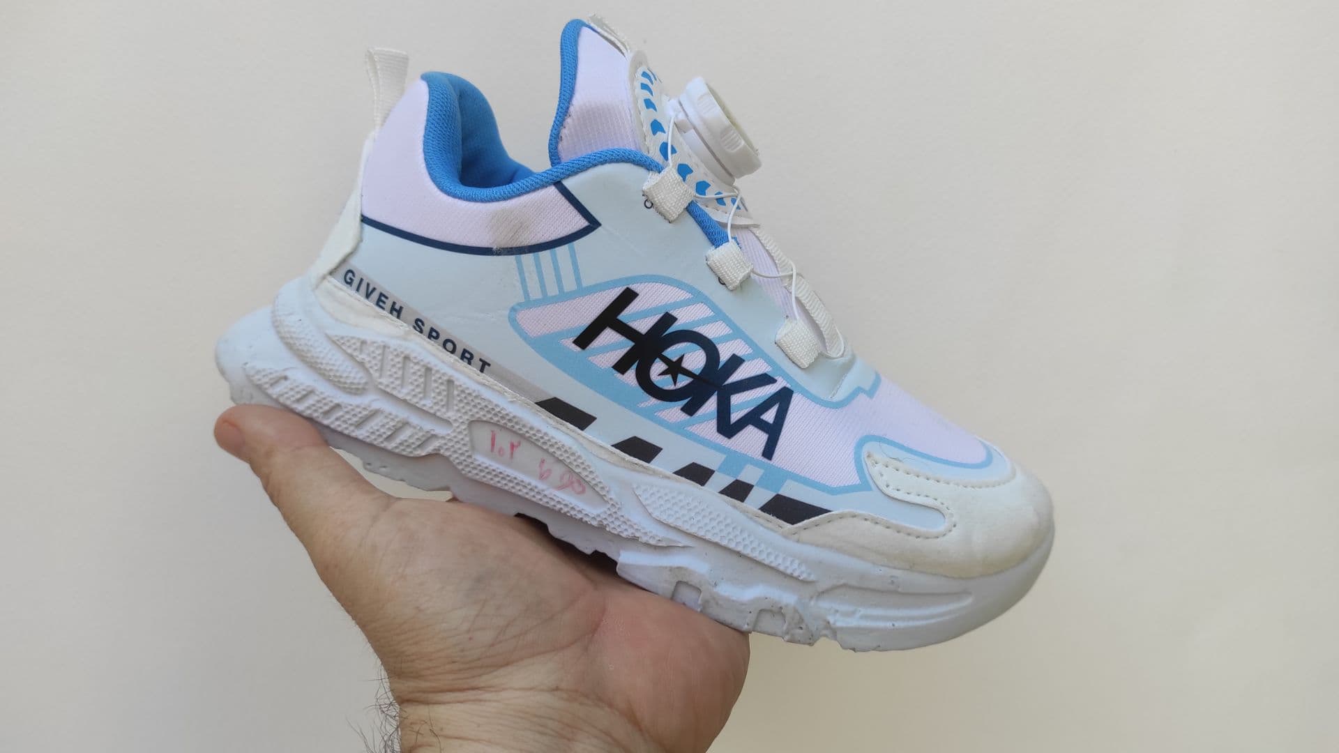 کفش کتونی هوکا HOKA بچگانه مشکی سایز 32 تا 36 — تصویر ۲