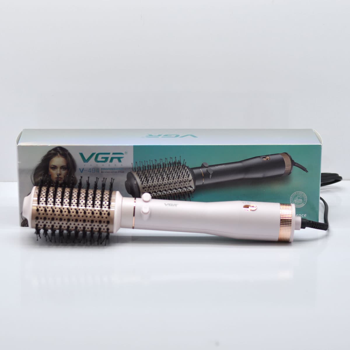 برس و سشوار چرخشی وی جی آر VGR مدل V-494 — تصویر ۳