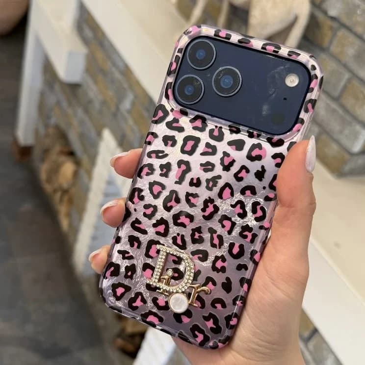 قاب پلنگی برند Dior (آیفون)