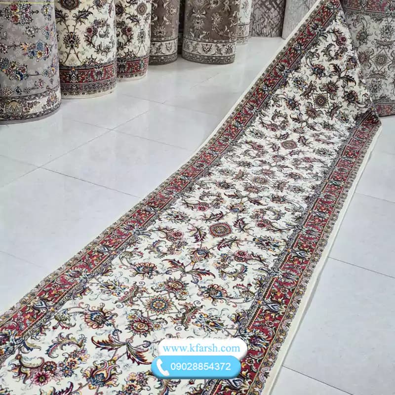 فرش کناره ۷۰۰ شانه طرح افشان کرم حاشیه گلبهی — تصویر ۶