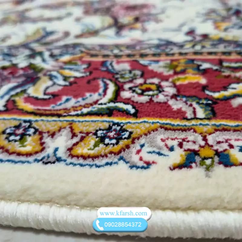 فرش کناره ۷۰۰ شانه طرح افشان کرم حاشیه گلبهی — تصویر ۵