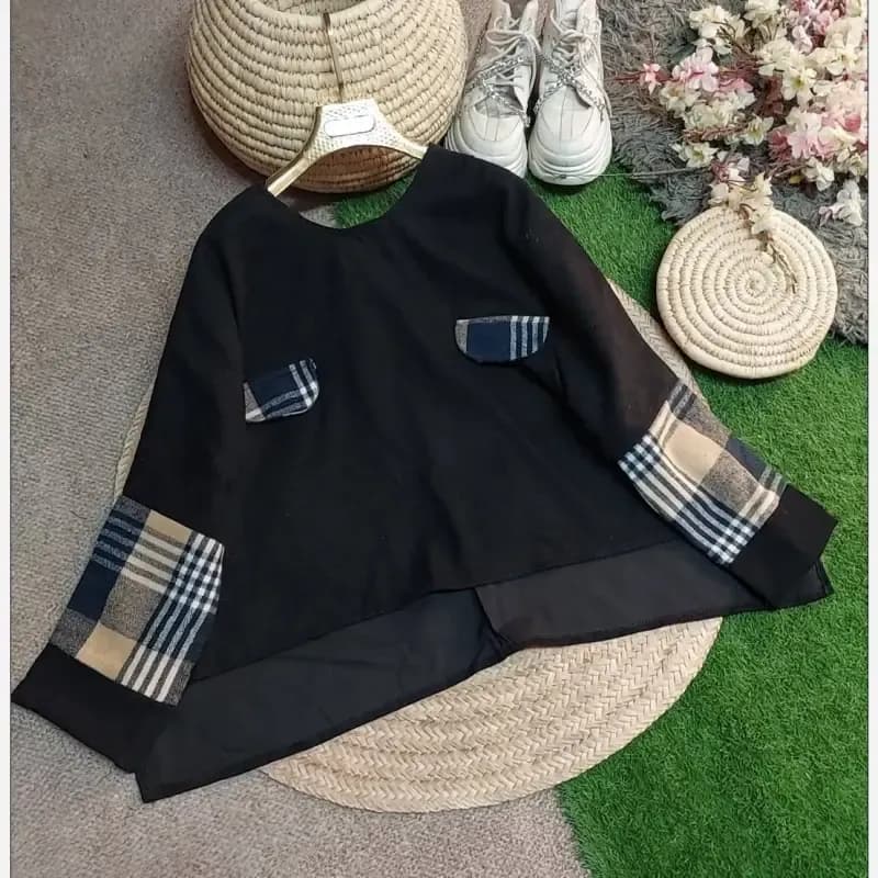 شومیز زمستانه مخمل کبریتی فری سایز مشکی و کرم نسکافه ای — تصویر ۶