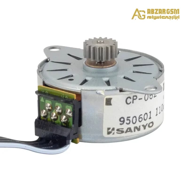 استپ موتور گرد دو فاز 15 درجه 5 سیمه مدل CP-062 برند SANYO