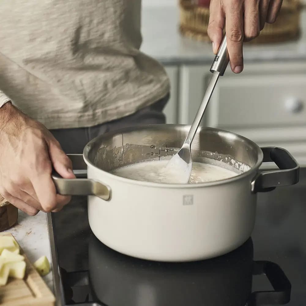 سرویس قابلمه 9 پارچه زولینگ مدل پیور رنگ کرم ZWILLING Pure Cookware — تصویر ۹