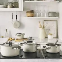 سرویس قابلمه 9 پارچه زولینگ مدل پیور رنگ کرم ZWILLING Pure Cookware — تصویر ۴