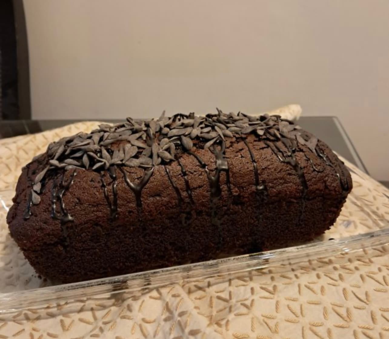کیک لوف شکلاتی خانگی — تصویر ۳