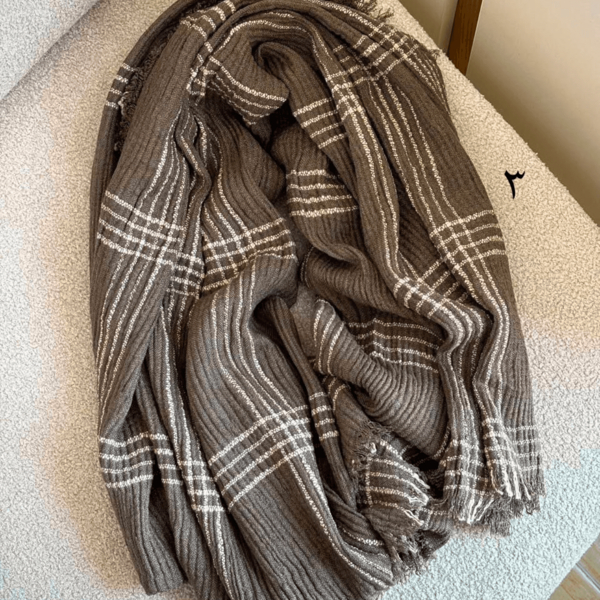 شال پاییزی دور ریش کد ۰۱۱۷ — تصویر ۳