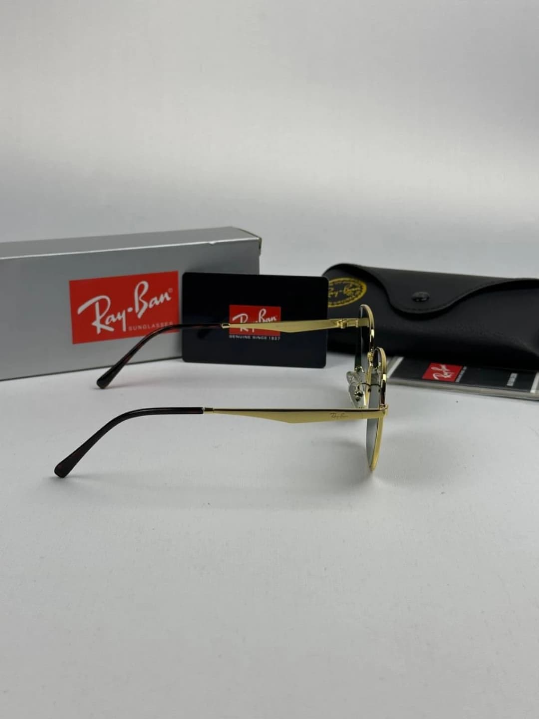 عینک ریبن طلاییRayban rb-3713 — تصویر ۳