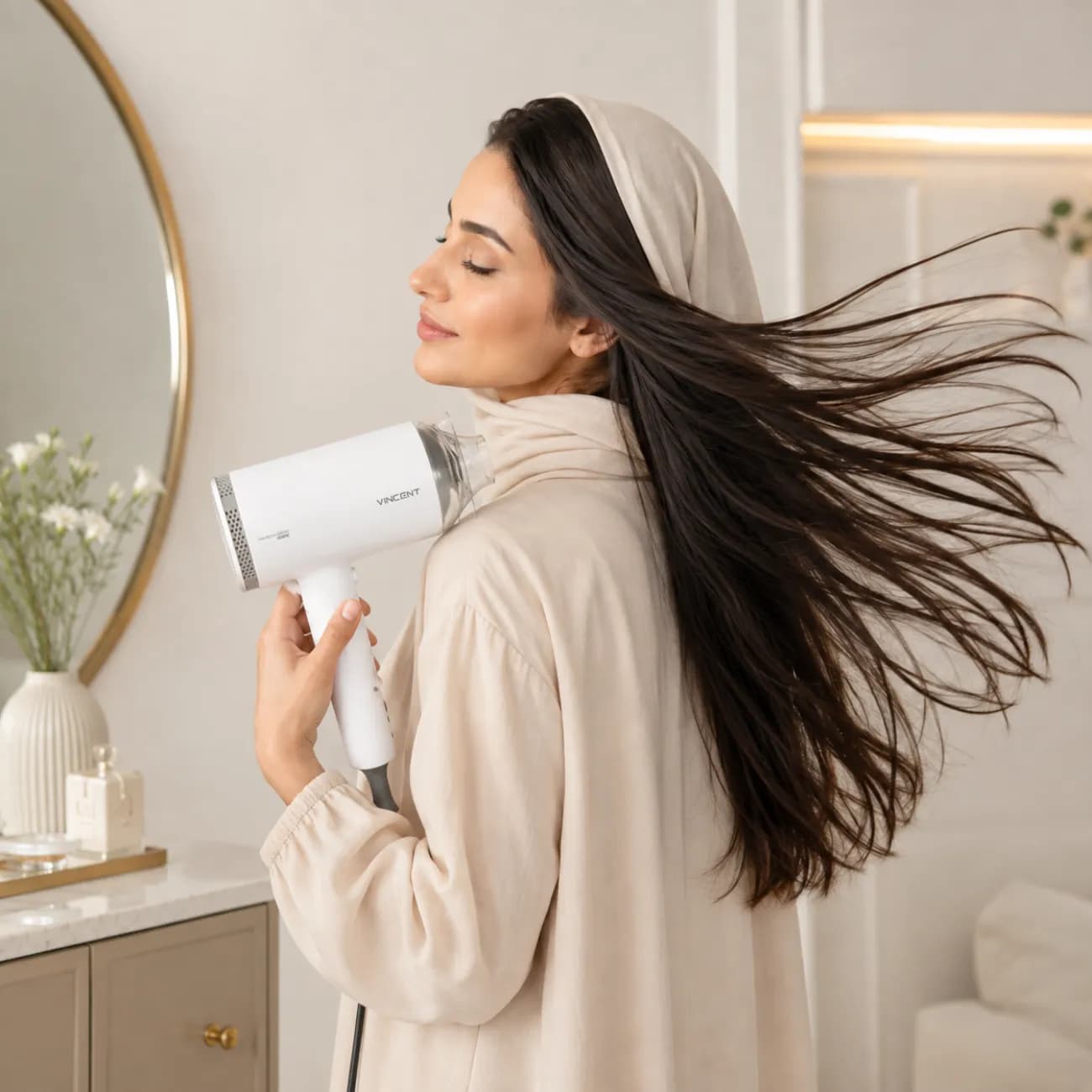 سشوار مسافرتی وینسنت Vincent مدل HD3120 توان 2000 وات — تصویر ۲