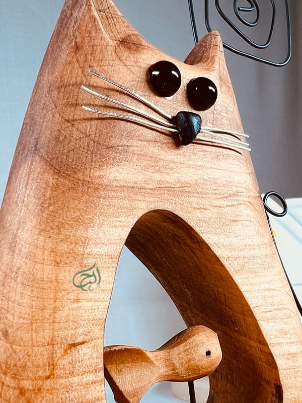 مجسمه دستساز دکوری گربه چوبی کاپو کد ec0567 — تصویر ۳
