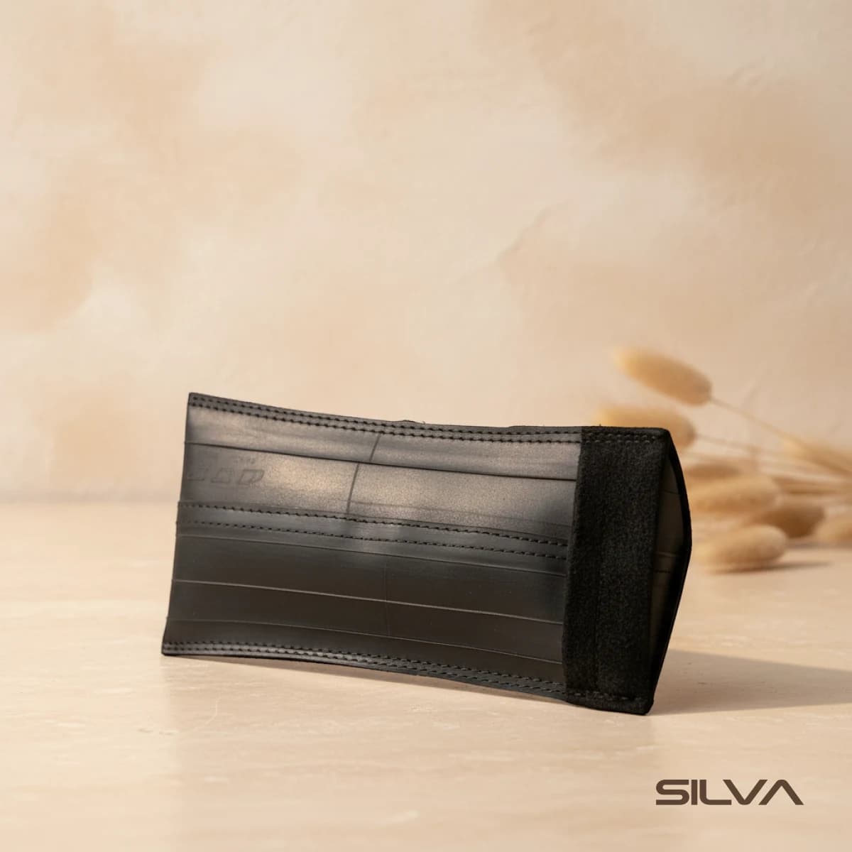 کیف عینک چرم طبیعی مدل Glass Bag 25 | سیلوا چرم