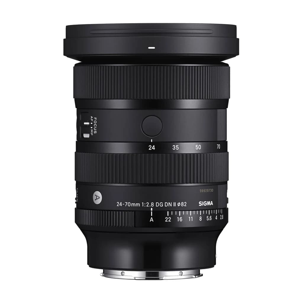لنز سیگما ‎ ‎Sigma 24-70mm F2.8 DG DN II ‎مانت ‎Sony E‎ — تصویر ۳