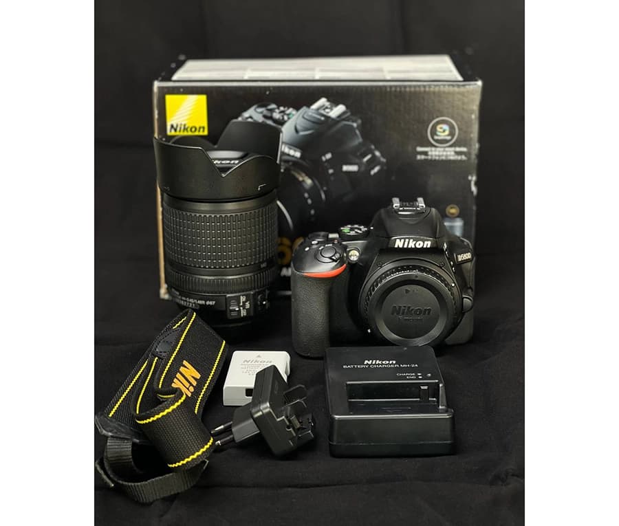 دوربین Nikon D5600 18-140mm دست دوم