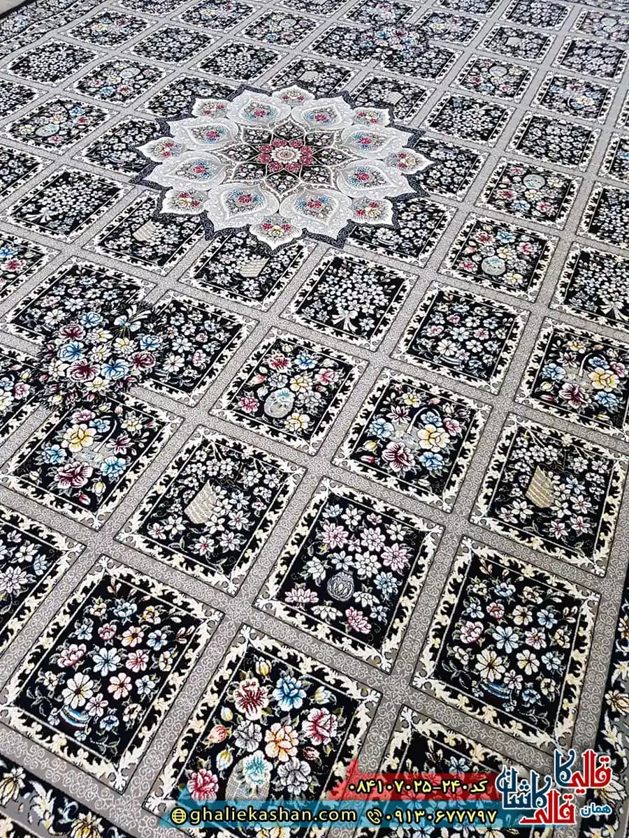 فرش خشتی 700 شانه طرح جیران رنگ سرمه ای کاشان — تصویر ۳