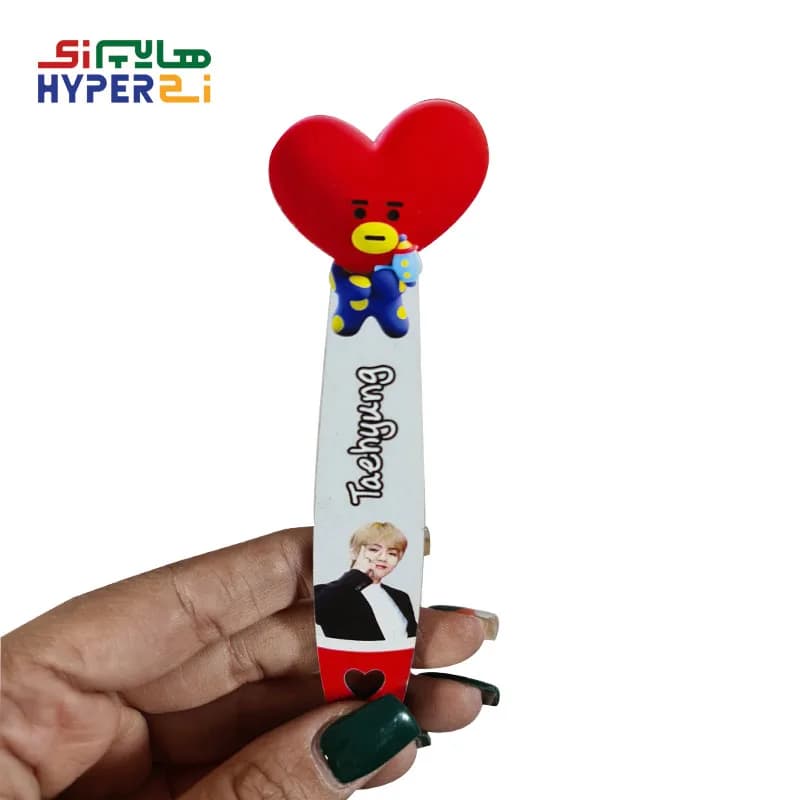 بوک مارک فانتزی چوبی (نشانگر کتاب) مدل Taehyung — تصویر ۲