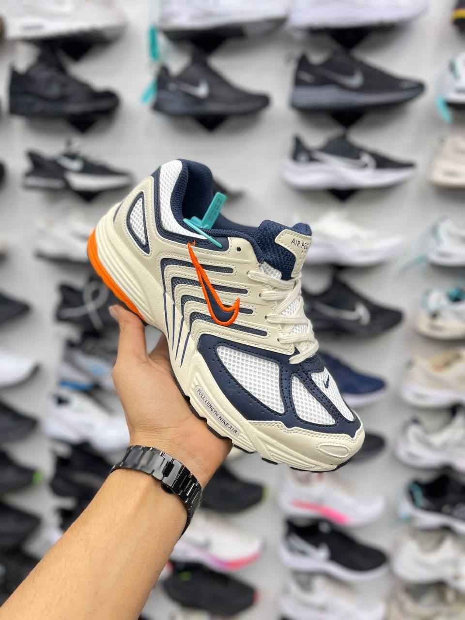 کتانی پگاسوس توکا ۵ آبی و کرم nike air pegasus