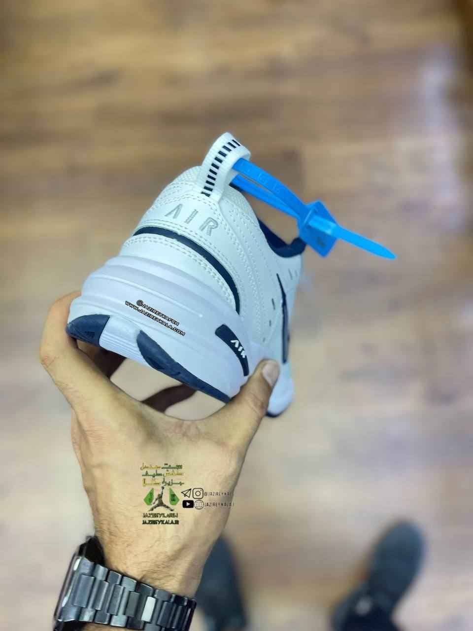 کتانی نایک ایر موناربچ nike air monarch سفید — تصویر ۳