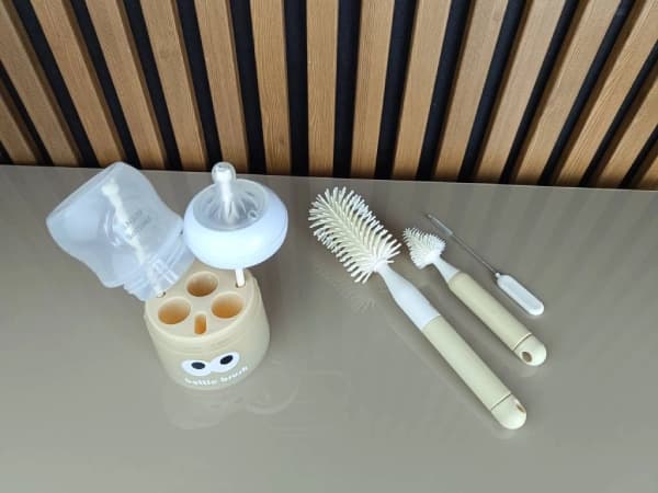 برس شیشه شور سیلیکونی آبچکان دار مسافرتی — تصویر ۸