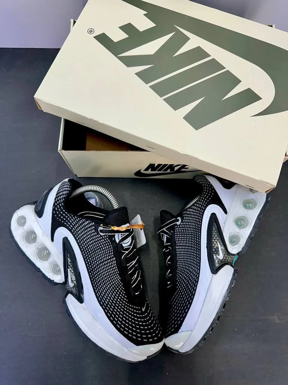 کتونی نایک دی‌ان مردانه مشکی سفید | Nike DN
