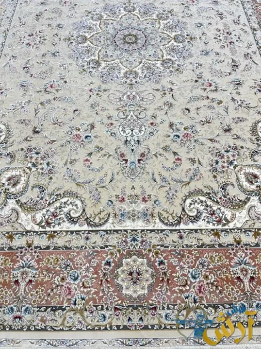 فرش کرم برجسته 1500 شانه طرح گلریس — تصویر ۴