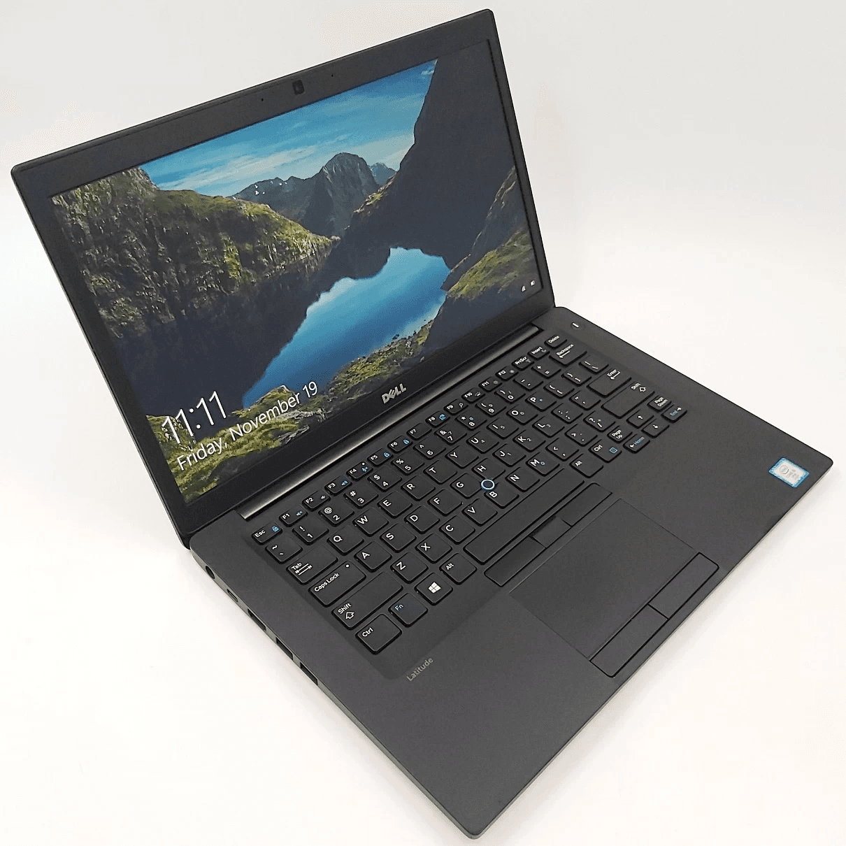 لپ تاپ دل i7 6th 7480 شش ماه گارانتی