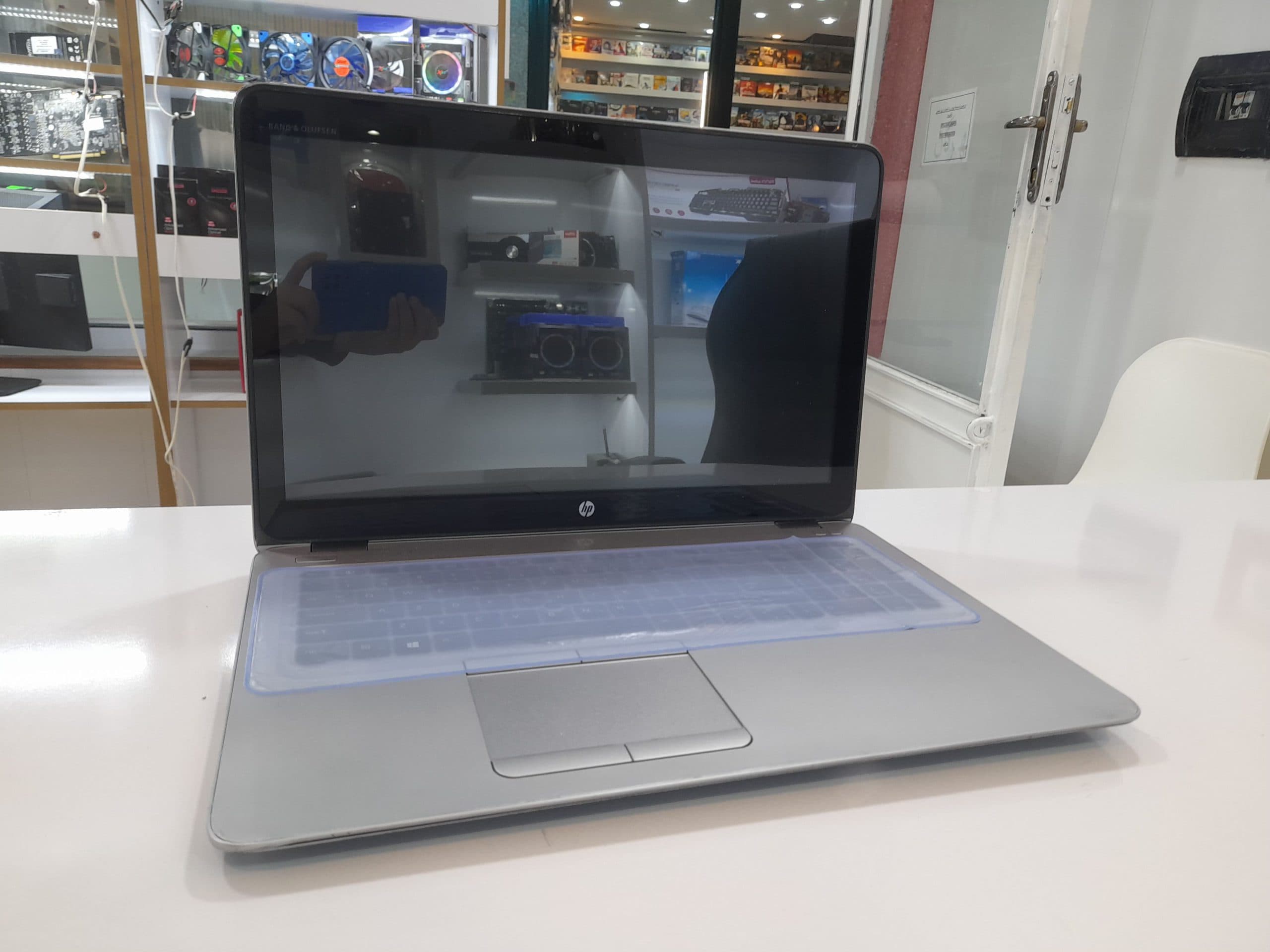 لپ تاپ hp EliteBook 840 G3 i5 6100u شش ماه گارانتی