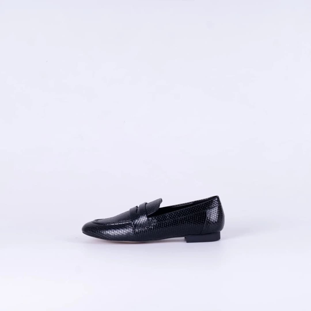 کفش کلاسیک زنانه رزمری مدل sh6049 — تصویر ۶