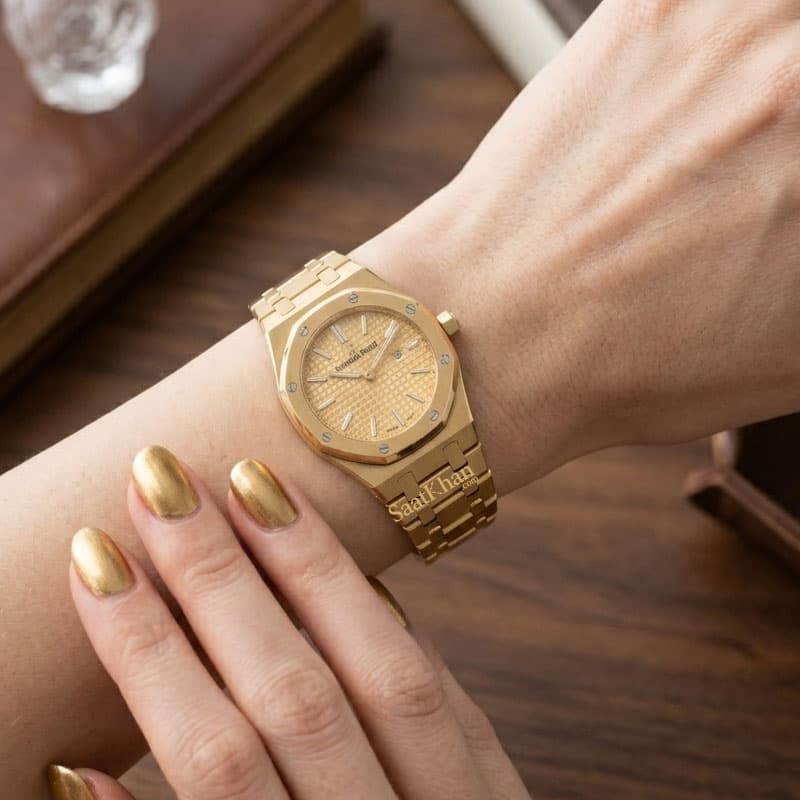 ساعت زنانه اودمار پیگه رویال اوک کوارتز AUDEMARS PIGUET ROYAL OAK APL007 — تصویر ۲
