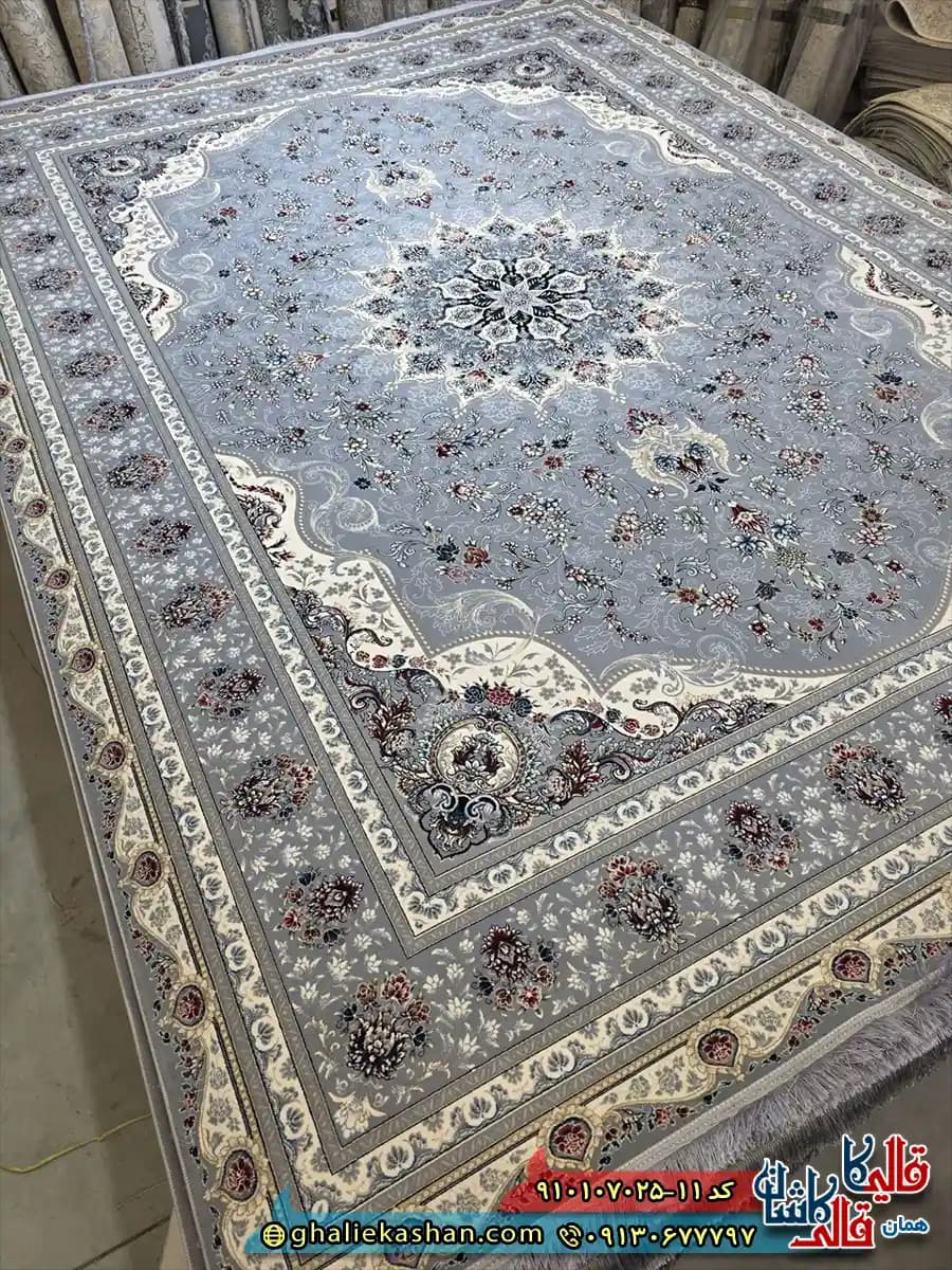 فرش کلاسیک 700 شانه طرح کاریا رنگ طوسی کاشان