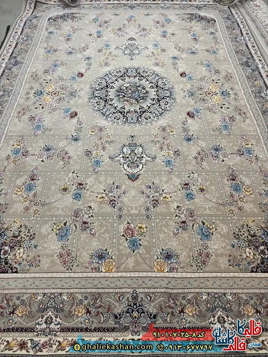 فرش کلاسیک 700 شانه خشتی طرح ریحان رنگ نسکافه ای قهوه ای کاشان