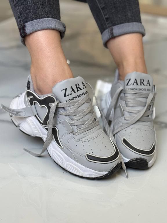 کتونی ZARA قلبی 34269 — تصویر ۴