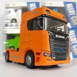 اسباب بازی – ماکت کامیون – کشنده اسکانیا 770 اس – Scania 770 S – فلزی – عقبکش، موزیکال، چراغدار – دارای جعبه — تصویر ۳